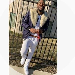 Meet your Posher, Smiley